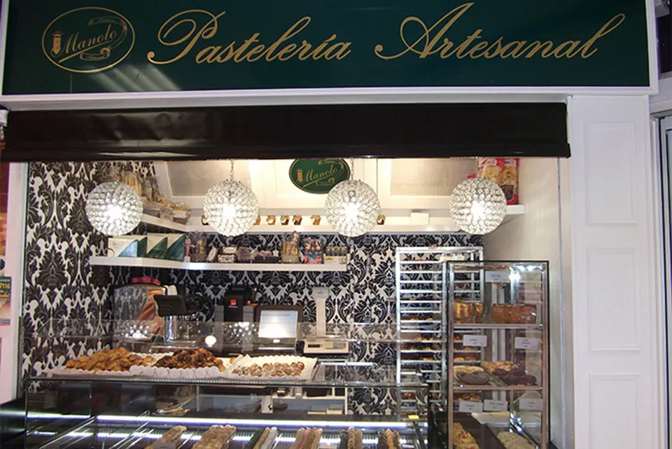 PASTELERIA MANOLO